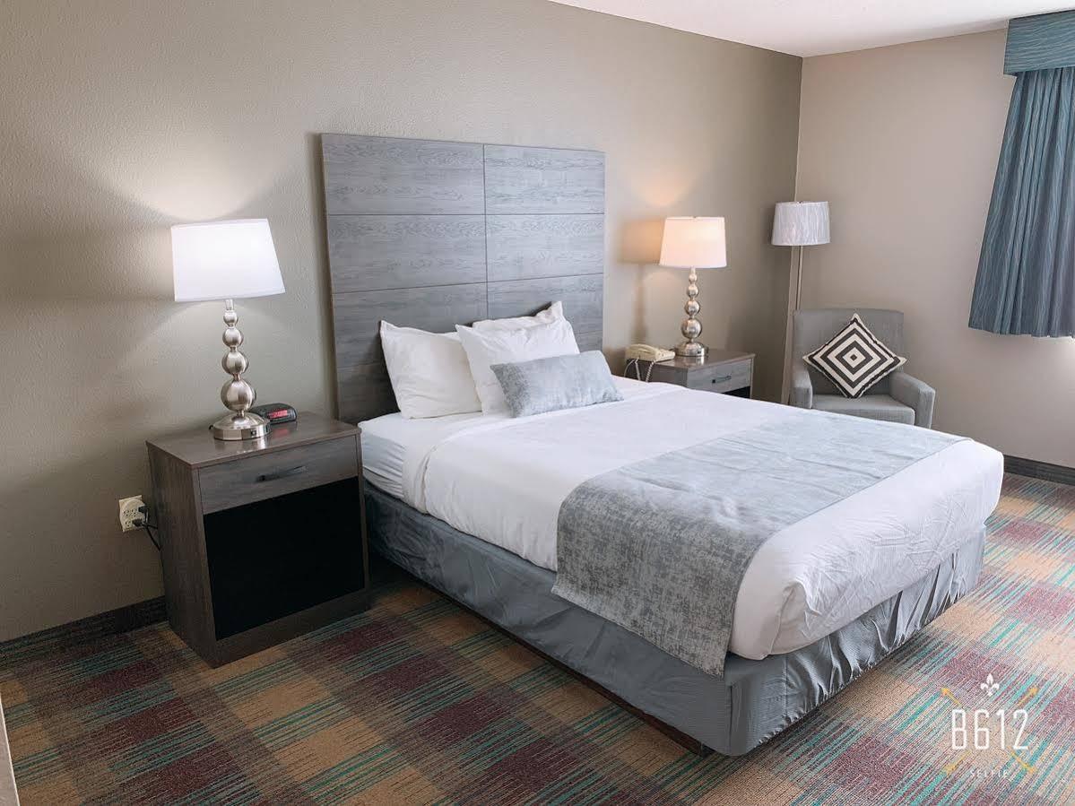 Hotel Baymont By Wyndham Baldwin Esterno foto